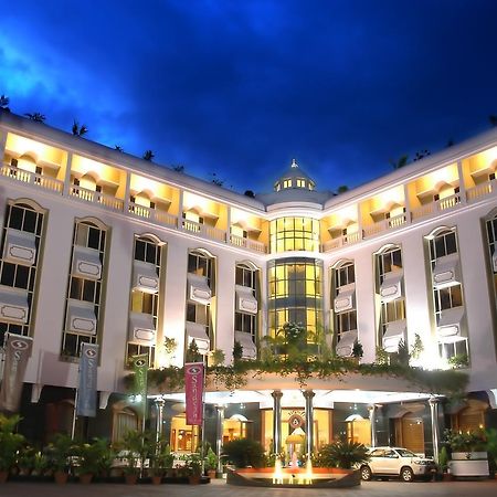 Hotel Sandesh The Prince Mysuru Zewnętrze zdjęcie